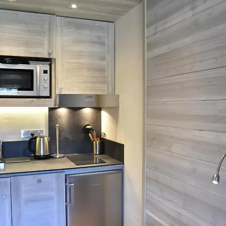 Studio Meribel, 1 Piece, 2 Personnes - Fr-1-180-504 아파트